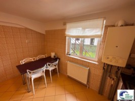 sinaia-apartament-cu-2-camere-in-vila-parter-12