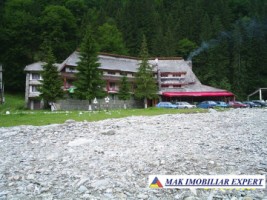 cabana-montana-60-camere-teren-1-ha-leresti-3