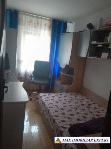 nu-colaboreaza-apartament-3-camere-cf-1-et-p4-campulung-3