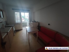 apartament-3-camere-confort-1-etaj-24-de-inchiriat-in-centru-campulung-muscel-arges-8