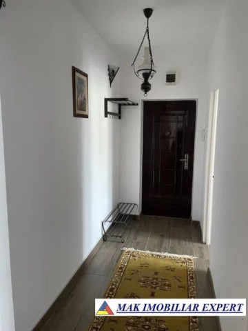 vandut-apartament-3-camere-cf-1-etaj-34-campulung-2
