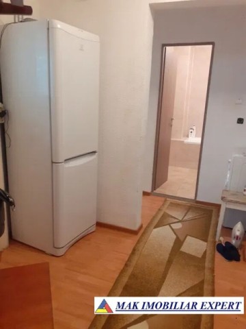 vandut-apartament-2-camere-cf-1-et-24-campulung-5