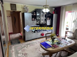 okazie-apartament-cu-3-camere-de-vanzare-etaj-1-zona-cetate-8