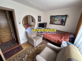 okazie-apartament-cu-3-camere-de-vanzare-etaj-1-zona-cetate-13