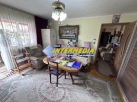 okazie-apartament-cu-3-camere-de-vanzare-etaj-1-zona-cetate-4