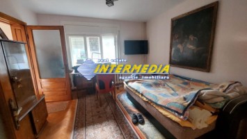casa-de-vanzare-cu-5-camere-in-cartier-cetate-alba-iulia-finisata-dpe-6