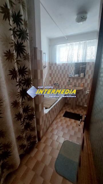 casa-de-vanzare-cu-5-camere-in-cartier-cetate-alba-iulia-finisata-dpe-13