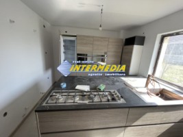 casa-noua-140-mp-de-vanzare-cu-5-camere-finisata-in-alba-iulia-10