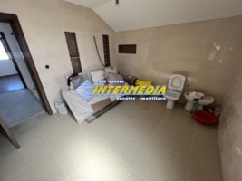 casa-noua-140-mp-de-vanzare-cu-5-camere-finisata-in-alba-iulia-11