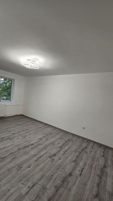 democratiei-cf1-dec-parter4-modern-renovat-68000-euro