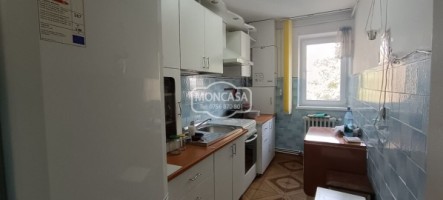 apartament-3-camere-zona-biserica-sf-dumitru-etaj-4-cu-sarpanta