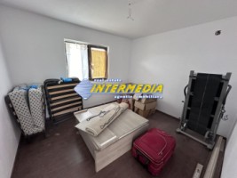 casa-noua-140-mp-de-vanzare-cu-5-camere-finisata-in-alba-iulia-3