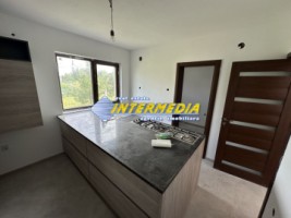 casa-noua-140-mp-de-vanzare-cu-5-camere-finisata-in-alba-iulia-25