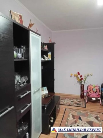 apartament-3-camere-cf-2-et-24-campulung