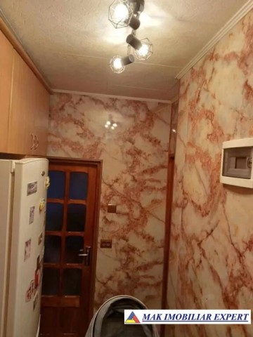 apartament-3-camere-cf-2-et-24-campulung-2