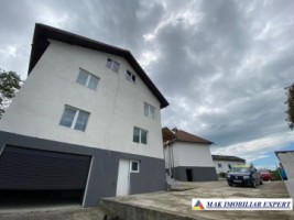 vila-cu-12-camere-si-teren-de-1400-mp-de-vanzare-in-bughea-de-sus
