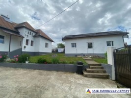 vila-cu-12-camere-si-teren-de-1400-mp-de-vanzare-in-bughea-de-sus-3