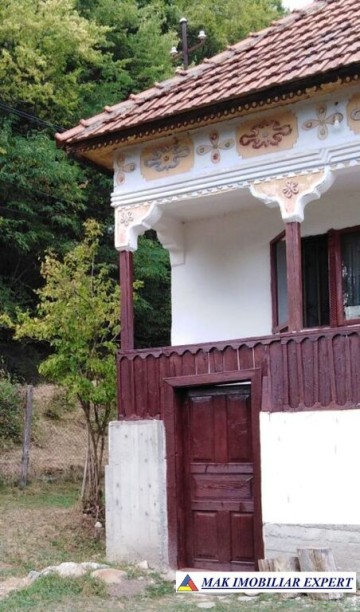 casa-musceleana-3-camere-teren-142-ha-bughea-de-jos-13