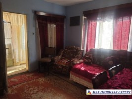 casa-cu-10-camere-si-teren-de-1325-mp-de-vanzare-in-mihaesti-arges-7