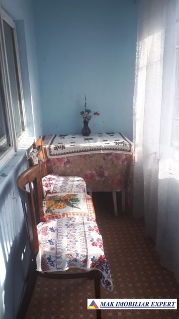 casa-cu-10-camere-si-teren-de-1325-mp-de-vanzare-in-mihaesti-arges-11