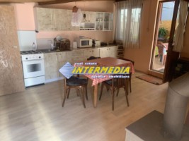 casa-de-vanzare-cu-5-camere-teren-aferent-1410-mp-cu-toate-utilitatile-zona-oarda-3