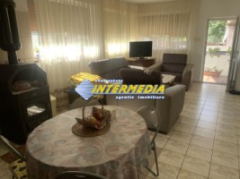 casa-de-vanzare-cu-5-camere-teren-aferent-1410-mp-cu-toate-utilitatile-zona-oarda-5