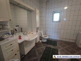 vila-c1-c2-12-camere-teren-4000-mp-de-vanzare-in-campulung-muscel-arges-10