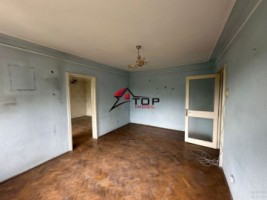 apartament-3-camere-semidecomandat-podu-ros-sens-giratoriu