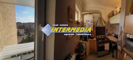 apartament-3-camere-decomandat-finisat-de-vanzare-in-alba-iulia-cetate-9