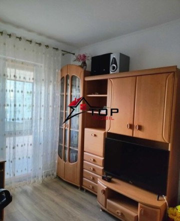 apartament-4-camere-decomandat-2-bai-2-balcoane-etaj-1-tatarasi-4