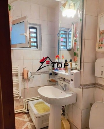 apartament-4-camere-decomandat-2-bai-2-balcoane-etaj-1-tatarasi-6