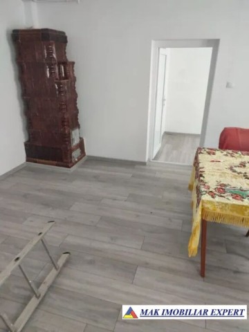 vand-casa-4-camere-teren-360-mp-centru-campulung-muscel-arges-2