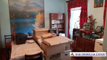 vila-7-camere-cu-teren-de-1000-mp-de-inchiriat-in-centru-campulung-muscel-arges-ideala-pentru-locuinta-rezidentiala-sau-pensiune-10
