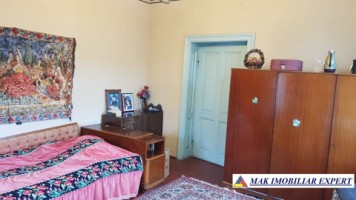vila-7-camere-cu-teren-de-1000-mp-de-inchiriat-in-centru-campulung-muscel-arges-ideala-pentru-locuinta-rezidentiala-sau-pensiune-14