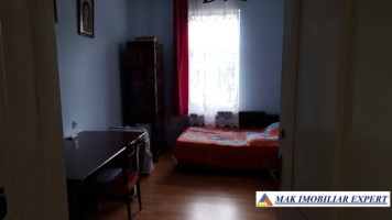 vila-7-camere-cu-teren-de-1000-mp-de-inchiriat-in-centru-campulung-muscel-arges-ideala-pentru-locuinta-rezidentiala-sau-pensiune-15