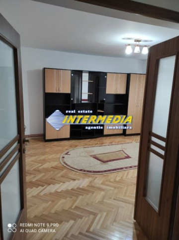 apartament-3-camere-de-inchiriat-in-centru-mobilat-si-utilat-complet-zona-primarie-20