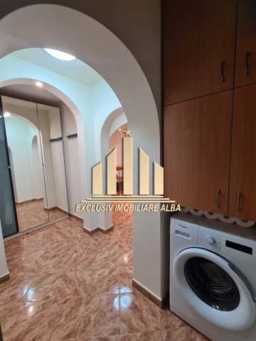 apartament-cu-4-camere-etaj-1-decomandat-zona-cetate-3