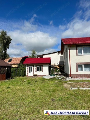vila-5-camere-cu-teren-de-1000-mp-de-vanzare-in-leresti-arges-casa-de-vis-in-zona-de-munte-2