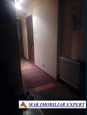 apartament-3-camere-confort-1-etaj-4-zona-centrala-campulung-muscel-arges-de-vanzare