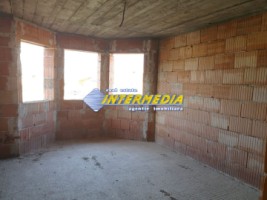 casa-noua-p1m-de-vanzare-la-rosu-alba-iulia-kaufland