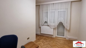 apartament-4-camere-central-13