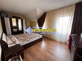casa-p1-de-vanzare-in-centru-finisata-2013-mobilata-utilata-complet-alba-iulia-5