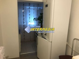 de-inchiriat-garsoniera-mare-cf1-de-31-mp-finisata-si-mobilata-complet-7