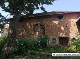 casa-cu-5-camere-si-teren-de-1482-mp-de-vanzare-in-cetateni-arges-ideala-pentru-locuinta-de-familie-2