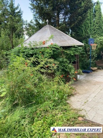 vila-de-vanzare-arges-vila-5-camere-cu-piscina-si-teren-de-1020-mp-in-balilesti-13