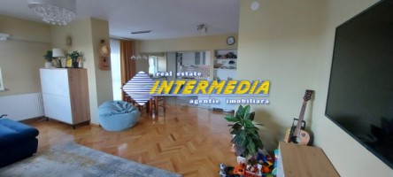 apartament-3-camere-decomandat-alba-iulia-zona-centru-pozitie-ultracentrala-finisat-si-mobilat-complet-7