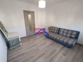 vand-garsoniera-1-camerarecent-renovta-zona-lazaret-2