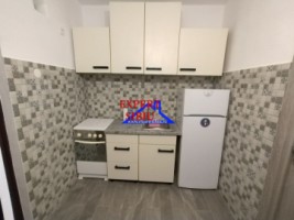 vand-garsoniera-1-camerarecent-renovta-zona-lazaret-5
