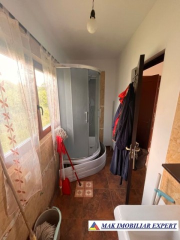de-vanzare-vila-6-camere-cu-teren-3600-mp-cetateni-arges-30