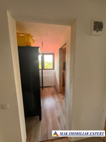 de-vanzare-vila-6-camere-cu-teren-3600-mp-cetateni-arges-40